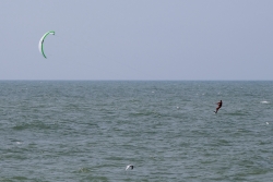 Kite surf bis(3 images)