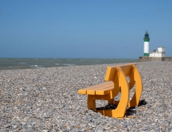 Le banc, la mer et le phare