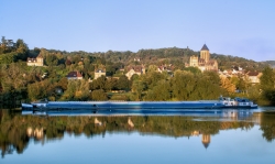 Péniche à Vetheuil