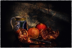 Nature Morte aux Grenades (2)