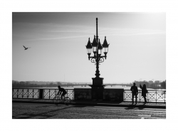 Pont de Pierre quai Richelieu à Bordeaux