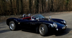 Belle rencontre       Porsche   spider  ?