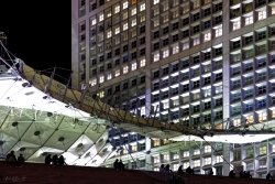 Les ombres de la grande arche