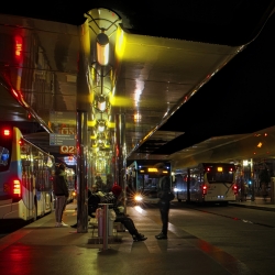 Un soir gare des bus