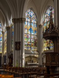 Eglise Saint-Pierre de Bouvines ...
