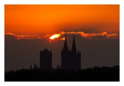 le soleil se couche sur Coutances