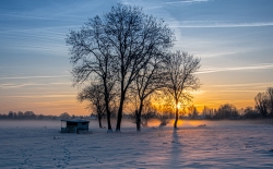 lever de soleil sur la neige