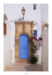 Au seuil de la porte