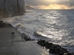 Balade au pied des falaises