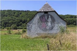 DANS L'OUBLI