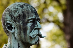 Statue