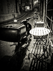 Sushi bar dans le noir