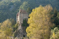 le chateau de lavoute sur loire