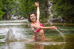 Viens dans l'eau avec moi...