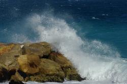 En méditerranée aussi il y a des vagues...