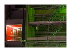 L'ascenseur rouge