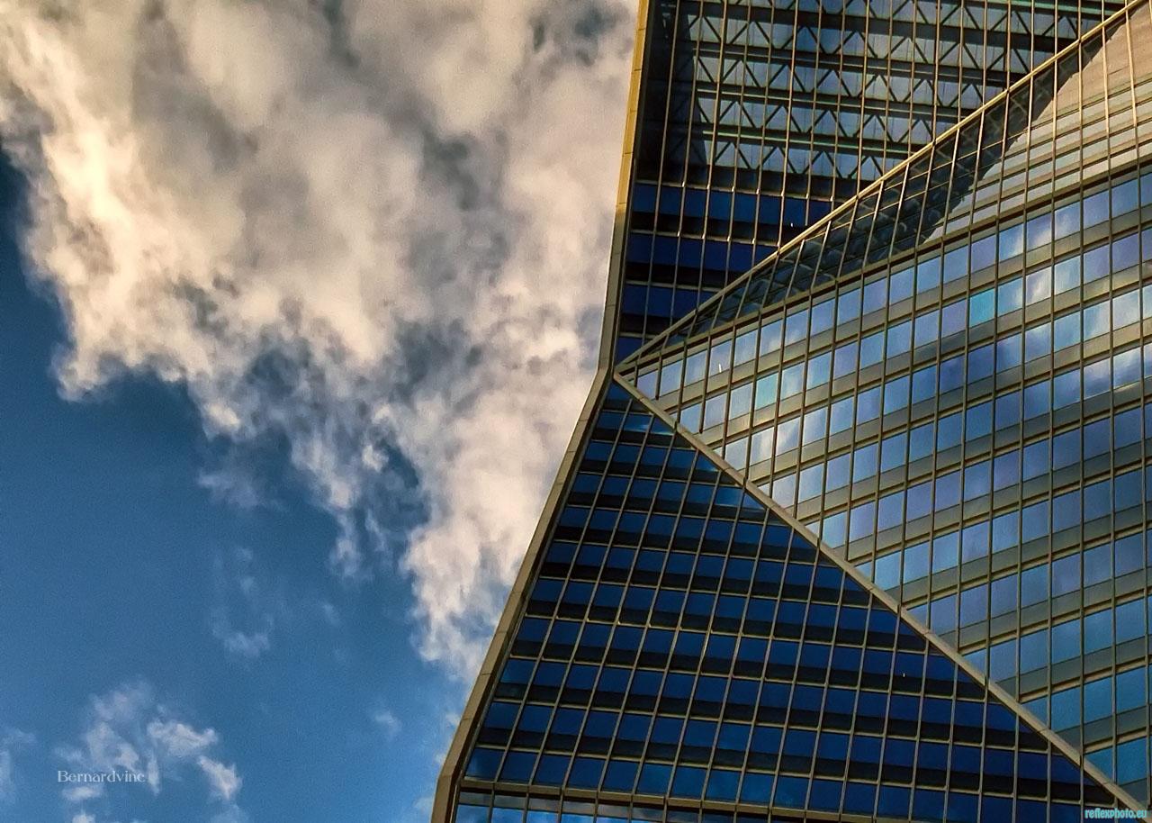 essai sur une série à la Défense