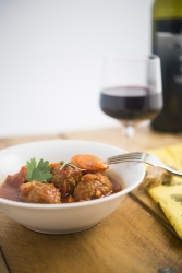 A table ... boulettes de boeuf
