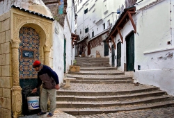 La fontaine jaune