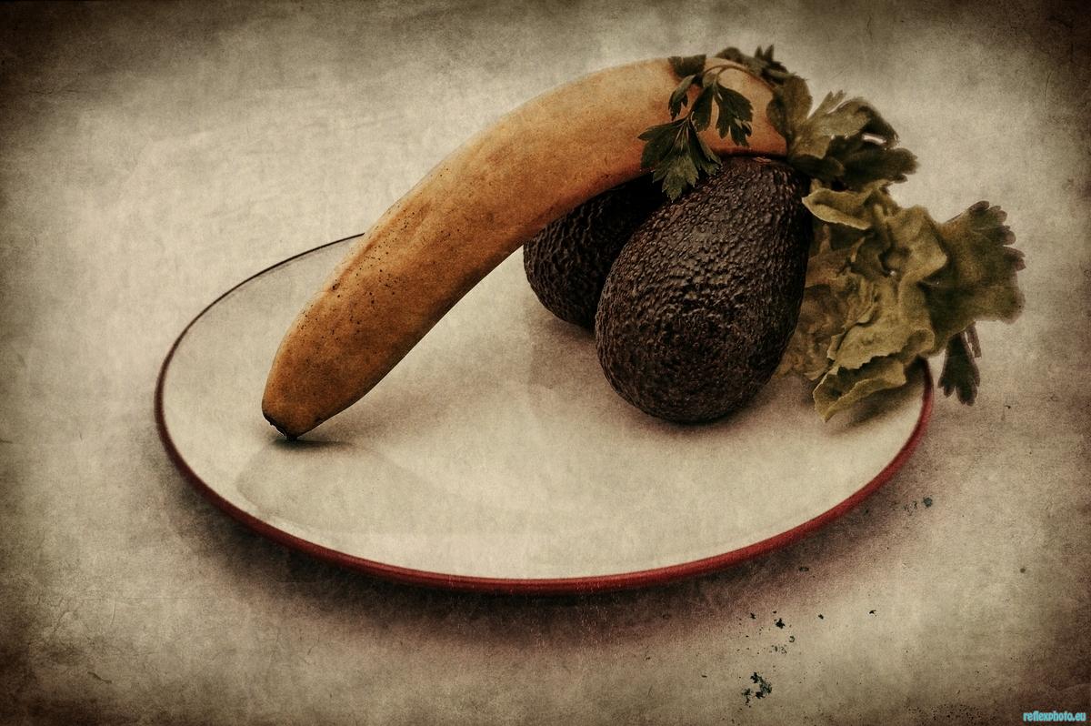 Pain is in the plate