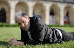 Raphaël Mezrahi au naturel....