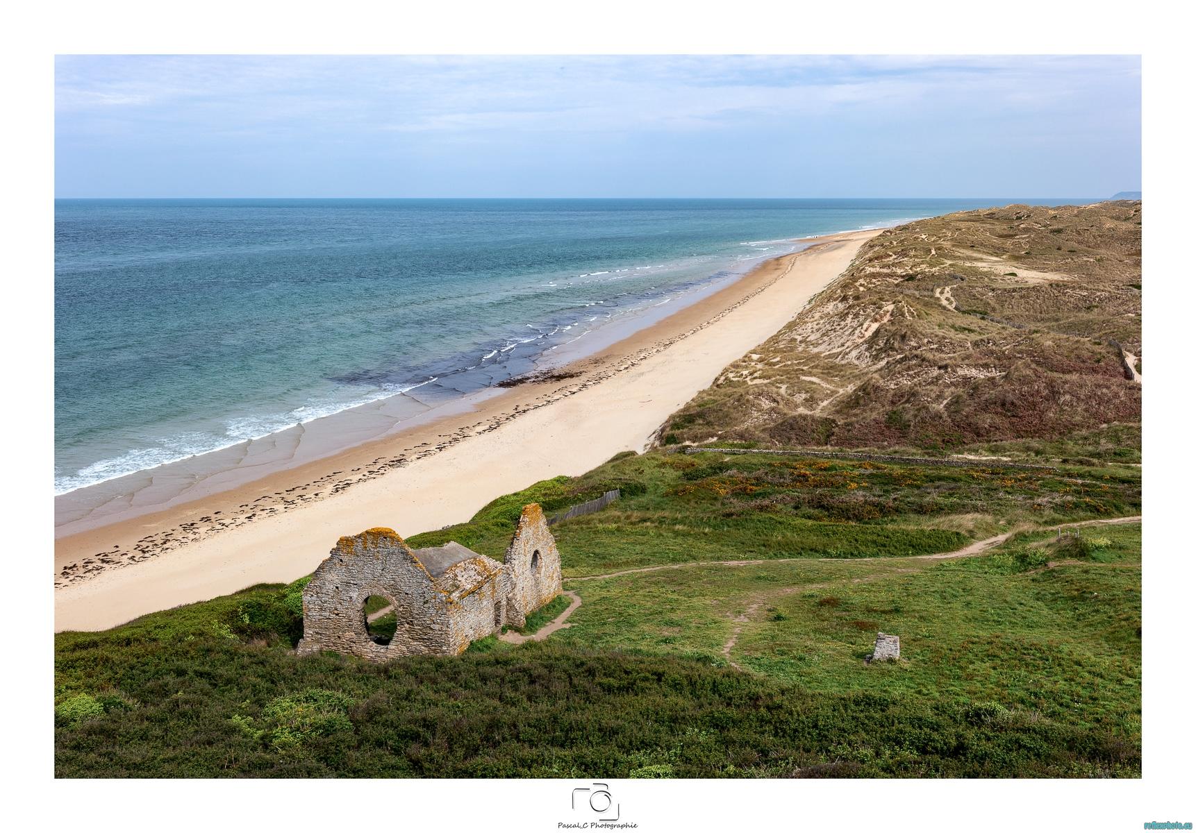 L'église, la mer, la dune