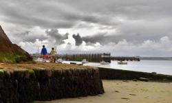 Sur le port de Dournenez
